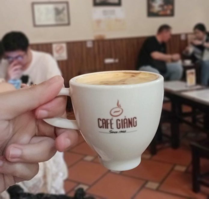 Egg coffee di Cafe Giang