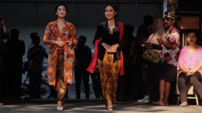 Kebaya sebagai warisan budaya