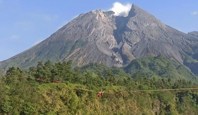 Gunung merapi