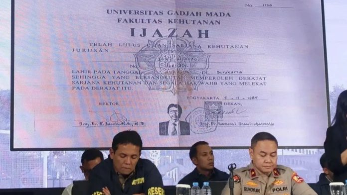 Ijazah jokowi