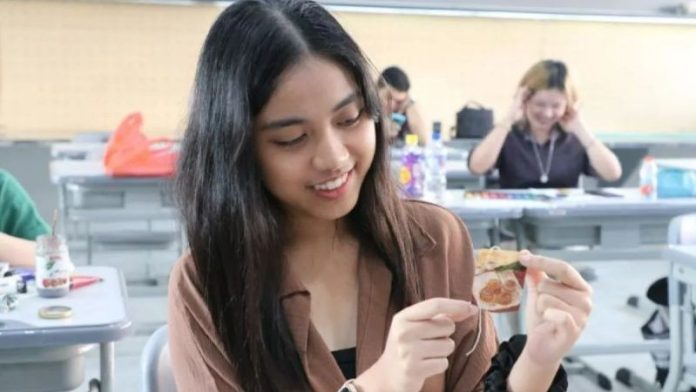 mahasiswa ubaya