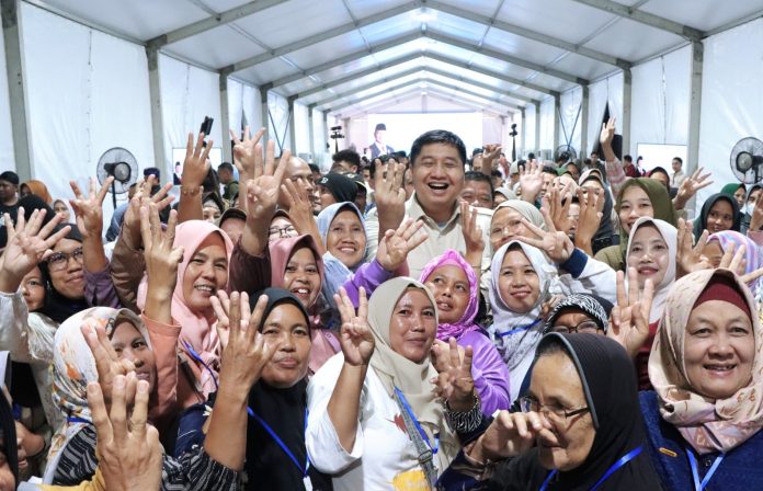 Menteri PKP dan Ibu-Ibu Majalengka