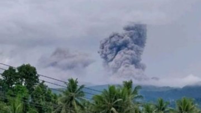 Gunung dukono