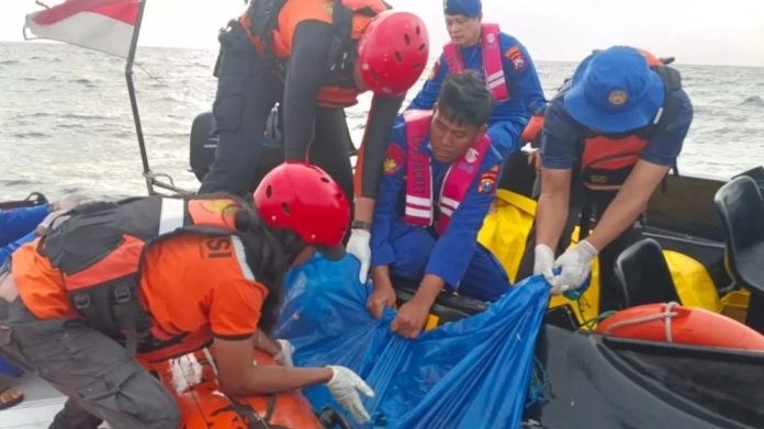 Jenazah korban KMP Tunu