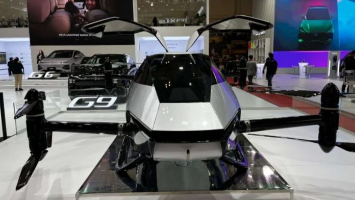 Mobil terbang