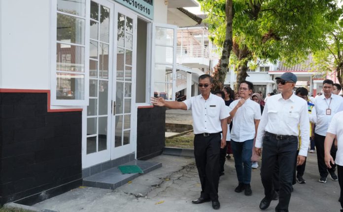 Kunjungan Menteri PU Dody Hanggodo ke Sekolah Rakyat