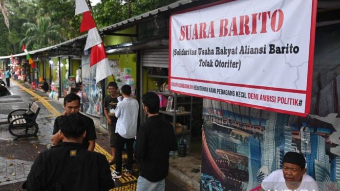 Pedagang Barito, Blok M, Jakarta Selatan.