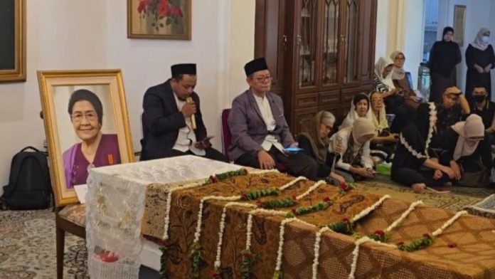 Karlinah Djaja Atmaja