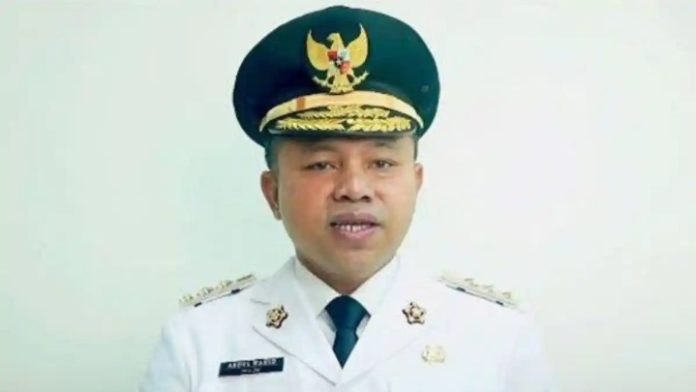 Gubernur Riau