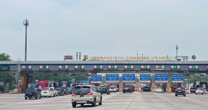 Gerbang Tol Cikampek Utama 1