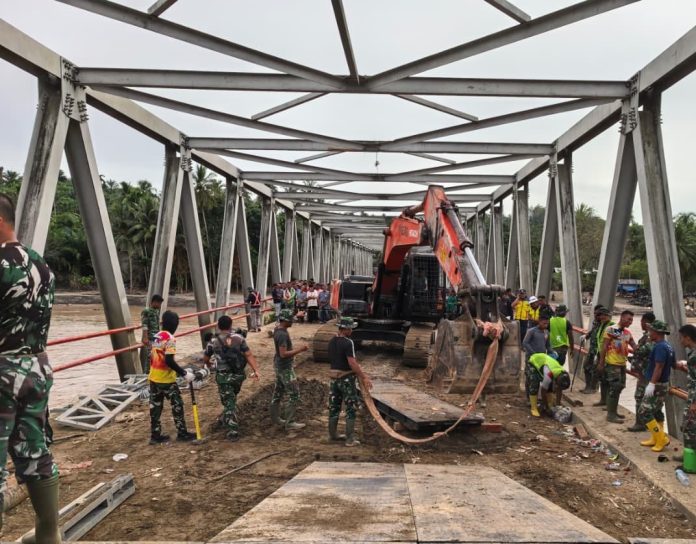 Pembangunan Jembatan Bailey di Aceh
