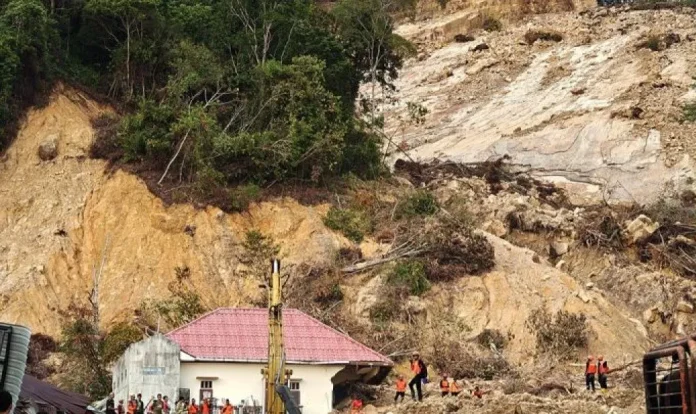 Longsor Tapanuli Tengah