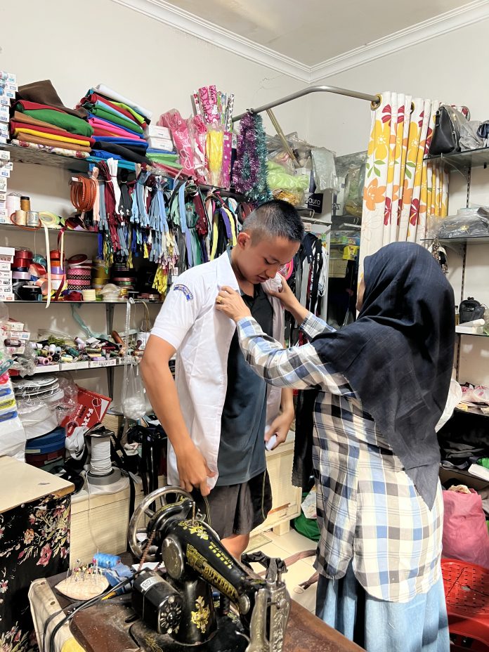 Penjahit Baju