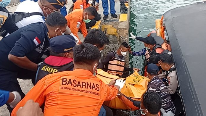 kapal tenggelam