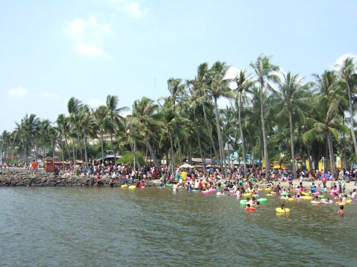 Pantai Ancol Jakarta